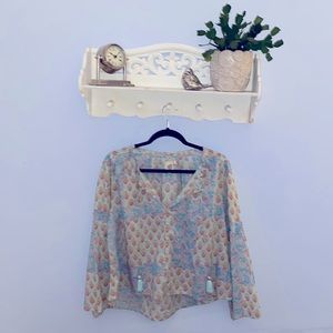 Anthropologie - Excellent used condition shirt from Anthropologie in cotton